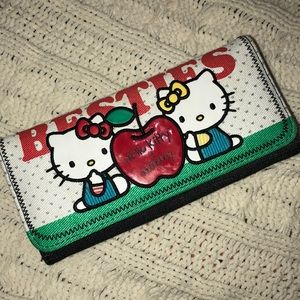 hello kitty wallet